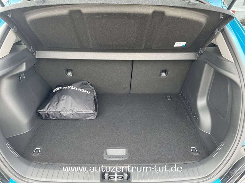 Hyundai KONA EV 64 kWh Prime+Sitz-Paket+Dachlack