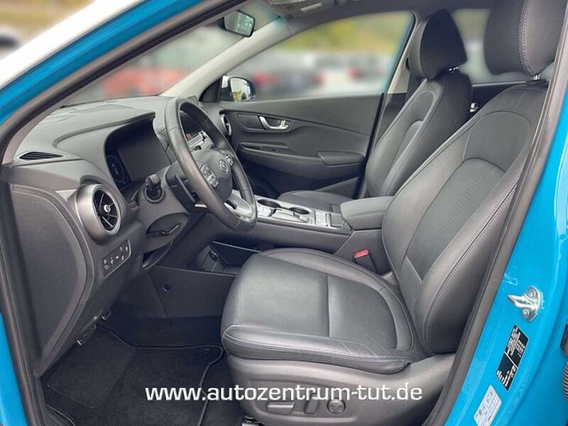 Hyundai KONA EV 64 kWh Prime+Sitz-Paket+Dachlack