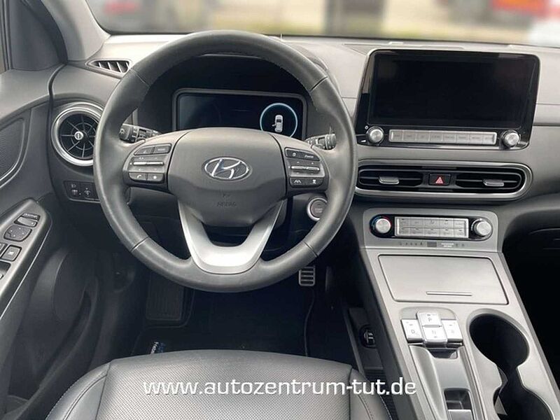 Hyundai KONA EV 64 kWh Prime+Sitz-Paket+Dachlack