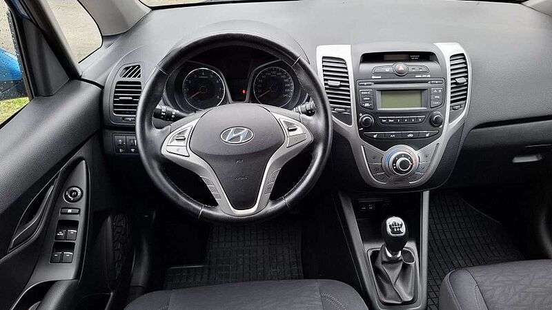 Hyundai iX20 1.6 blue YES! *SHZ+PDC+WKR