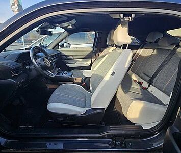 Mazda MX-30 35,5 kWh e-SKYACTIV First Edition*3,24%*Al