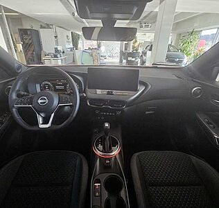 Nissan Juke MY24 DIG-T 7-DCT N-Connecta