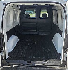 Nissan Townstar Kasten DIG-T130 N-Connecta+Tech+AHK+HV