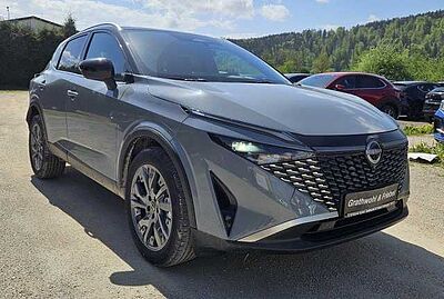 Nissan Qashqai 1.3 DIG-T Xtronic Tekna Dach schwarz