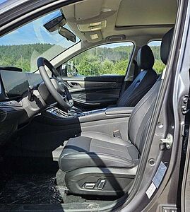 DFSK Fengo n 600 1.5-T GDI 6AT 7 SitzerAll-Inclusive