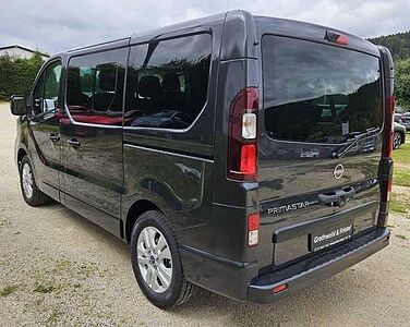 Nissan Primastar DCi150 8-Sitzer Tekna+Desgin+BES+AHK+W