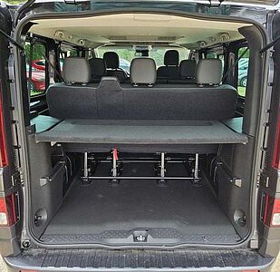 Nissan Primastar DCi150 8-Sitzer Tekna+Desgin+BES+AHK+W