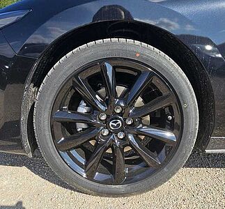 Mazda 3 2.0 e-SKYACTIV X 186 AT Exclusive-line