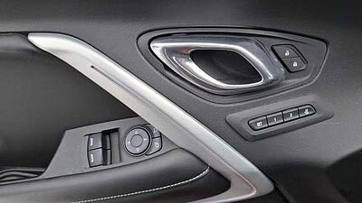 Chevrolet Camaro Coupé 6.2 V8 1.HAND