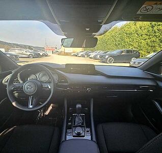 Mazda 3 2.5 e-SKYACTIV G140 AT Centre-Line