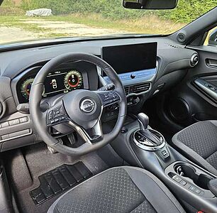 Nissan Juke 1.6 4MT HYBRID N-CONNECTA+Winter+BFS