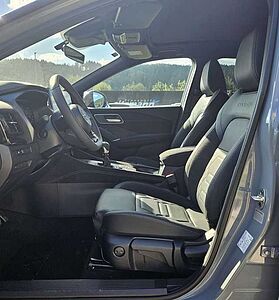 Nissan Qashqai DIG-T MHEV N-Design+Panoramaglasdach+BOSE