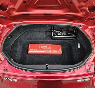 Mazda MX-5 RF SKYACTIV-G 132 Exclusive-Line RWD