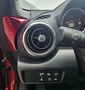 Mazda MX-5 RF SKYACTIV-G 132 Exclusive-Line RWD