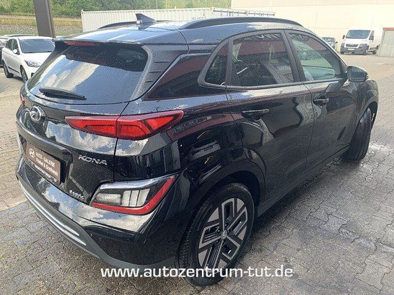 Hyundai Kona 64 kWh Prime+Sitz-Paket*2,99%