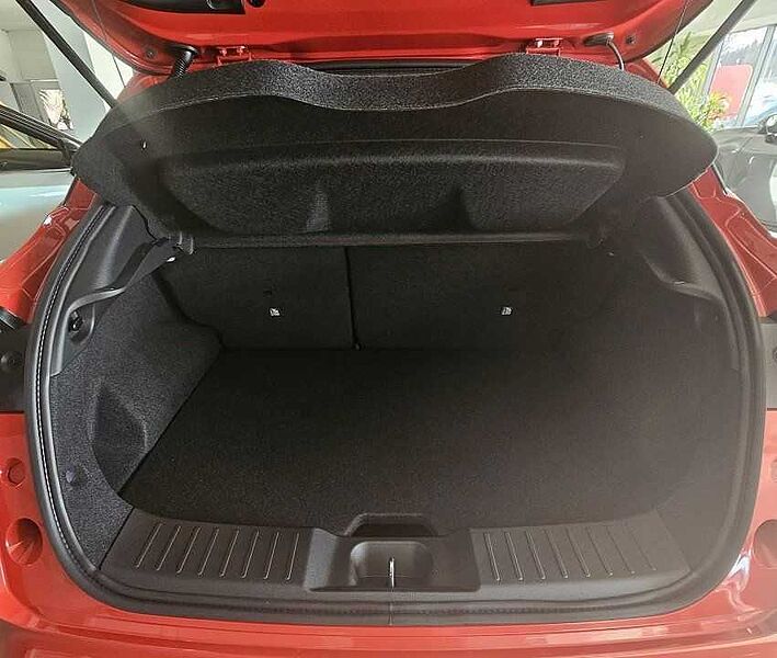 Nissan Juke MY24 DIG-T 7-DCT N-Connecta