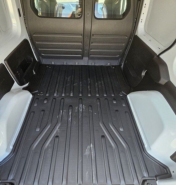 Nissan Townstar Kasten DIG-T130 N-Connecta+Tech+AHK+HV