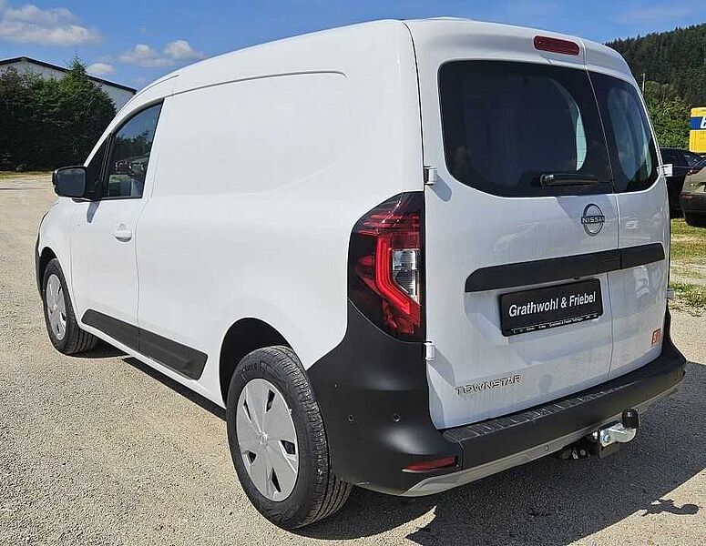 Nissan Townstar Kasten DIG-T130 N-Connecta+Tech+AHK+HV