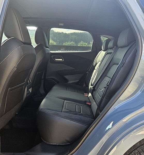 Nissan Qashqai MY24 DIG-T N-Design+Panoramaglasdach+BOS