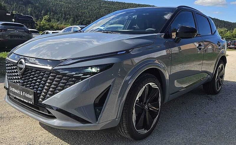 Nissan Qashqai MY24 DIG-T N-Design+Panoramaglasdach+BOS