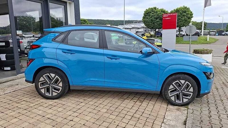 Hyundai Kona EV 39 kW/h MY23 Basis*1.HAND*OBC*AHK