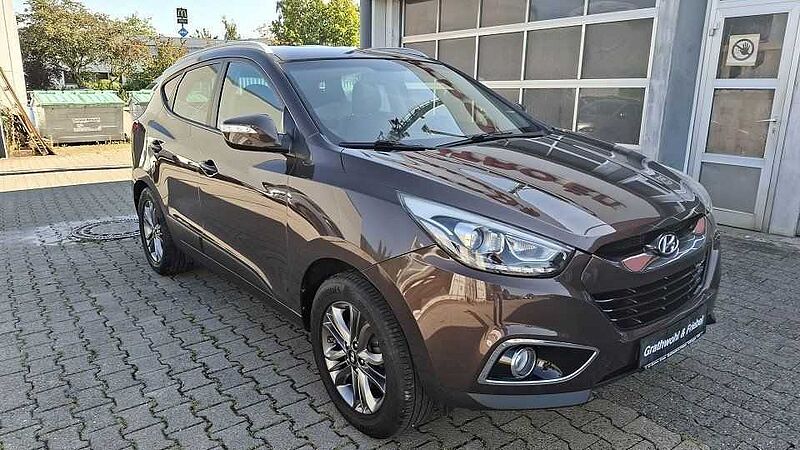 Hyundai ix35 FL 1.6 FIFA World Cup GOLD+AHK+WKR*1.HAND