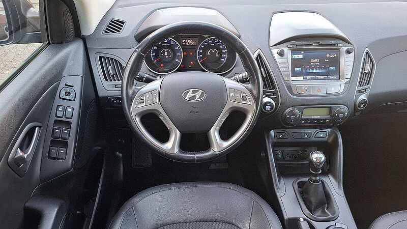 Hyundai ix35 FL 1.6 FIFA World Cup GOLD+AHK+WKR*1.HAND