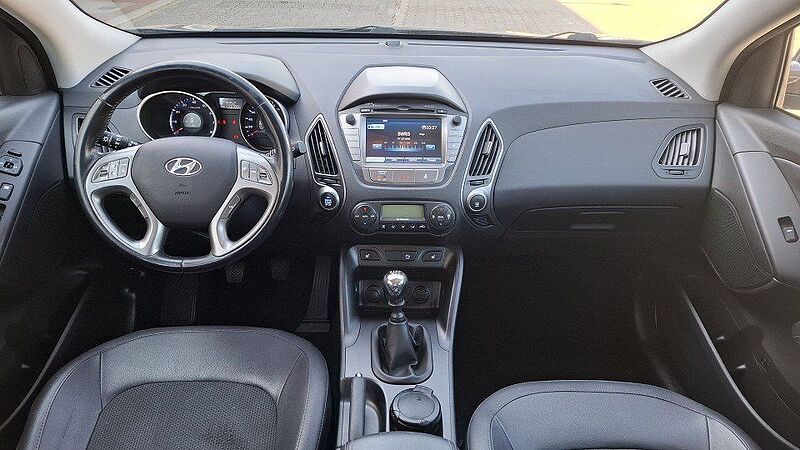 Hyundai ix35 FL 1.6 FIFA World Cup GOLD+AHK+WKR*1.HAND