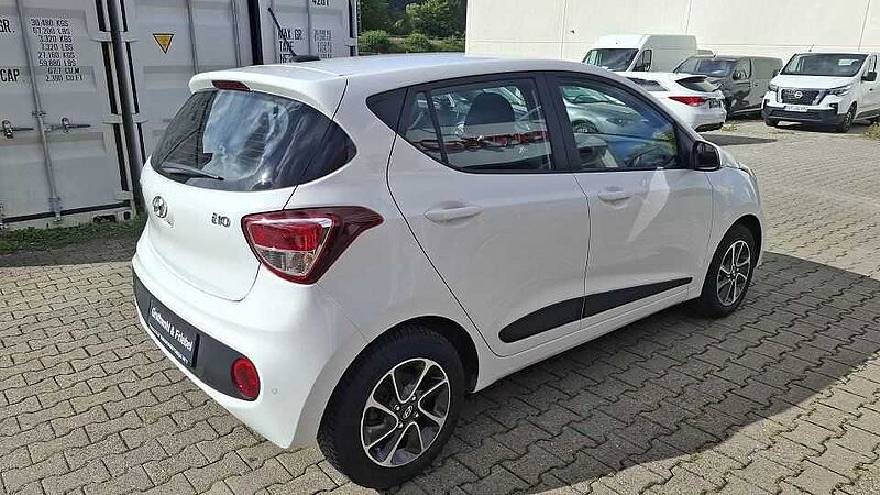 Hyundai i10 1.2 Automatik Style+NAVI