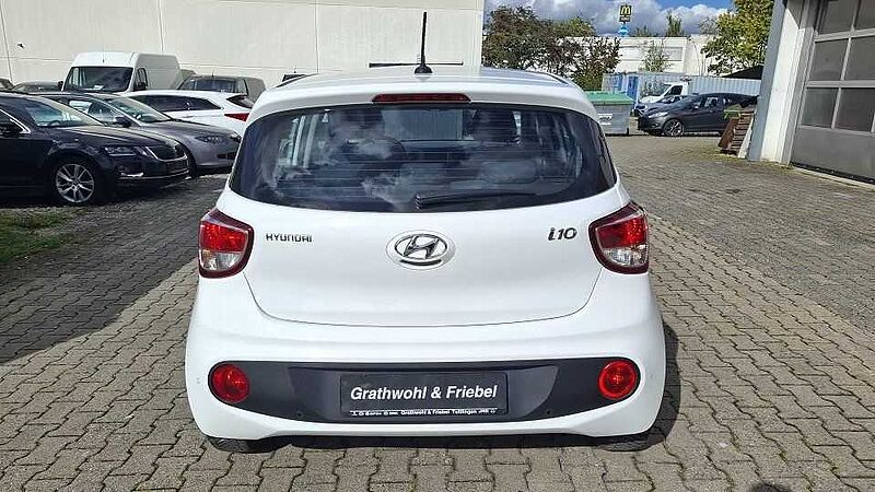 Hyundai i10 1.2 Automatik Style+NAVI