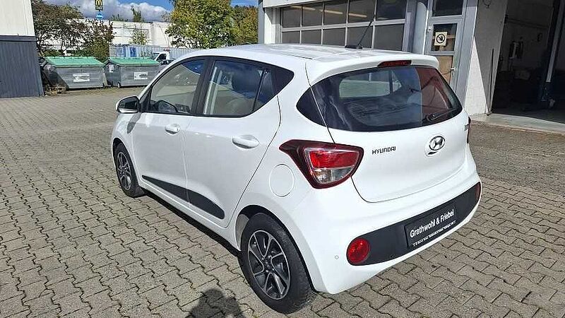 Hyundai i10 1.2 Automatik Style+NAVI