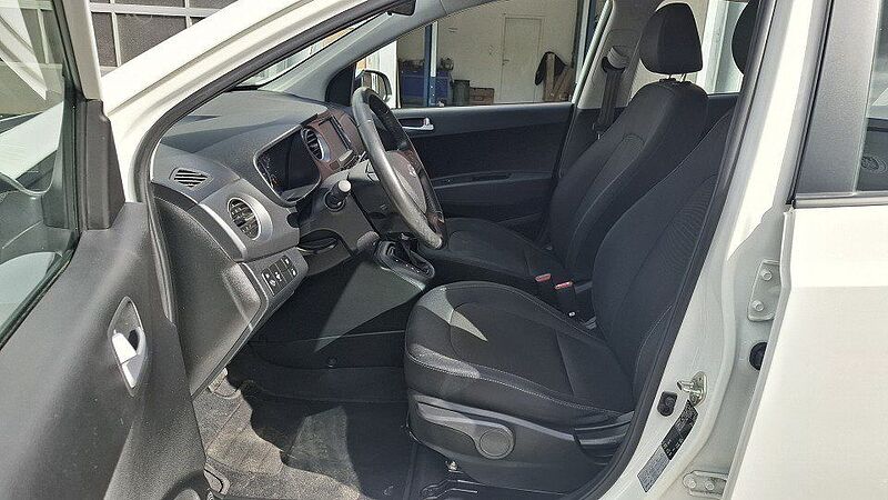 Hyundai i10 1.2 Automatik Style+NAVI
