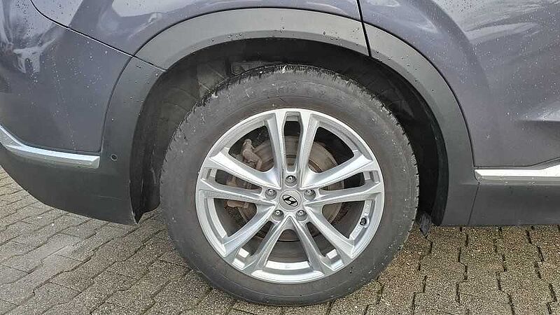 Hyundai Santa Fe Plug-in-Hybrid 4WD PRIME+Assist II*AHK
