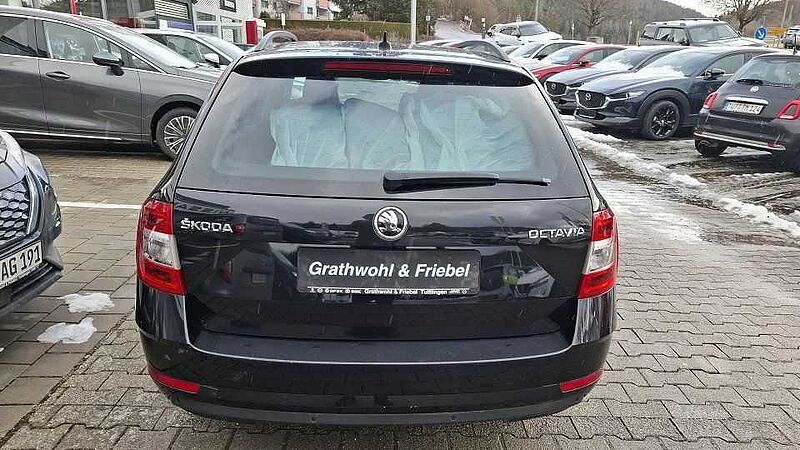 SKODA Octavia Combi 2.0 TSI DSG Style + AHK