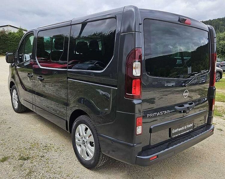 Nissan Primastar DCi150 8-Sitzer Tekna+Desgin+BES+AHK+W