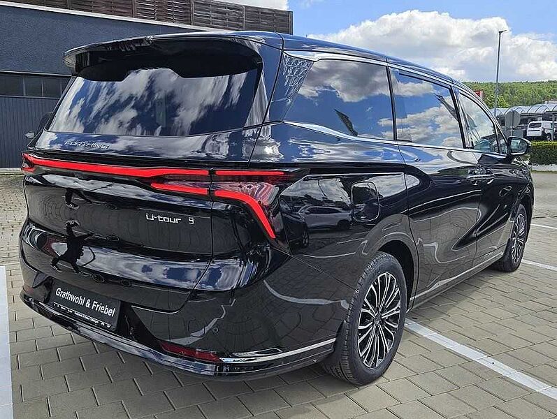 DFSK Forthing 9 HEV 1.5-T DHT 7-Sitzer