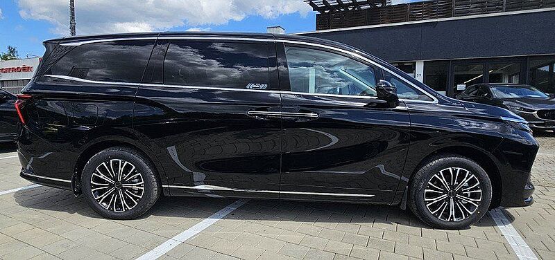 DFSK Forthing 9 HEV 1.5-T DHT 7-Sitzer