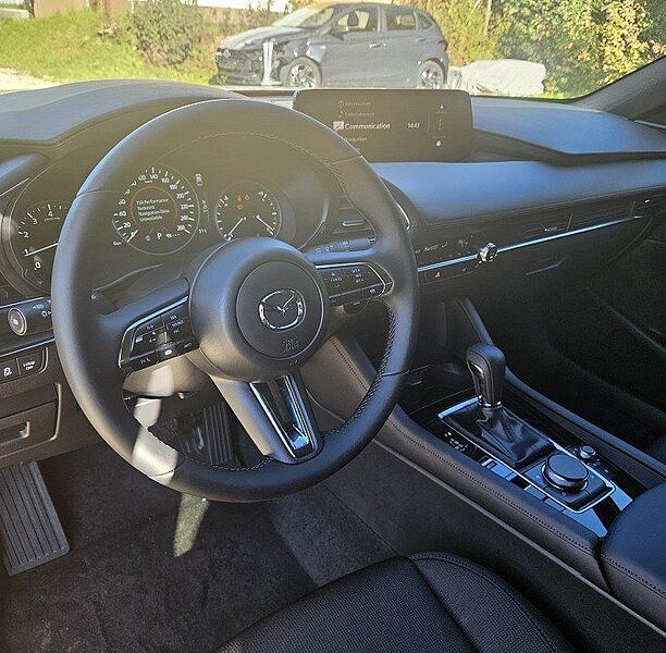 Mazda 3 2.5 e-SKYACTIV G140 6AT Homura