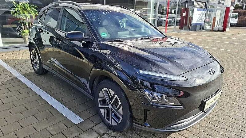 Hyundai Kona Elektro 39 kWh Trend-Paket inkl.11kW OBC