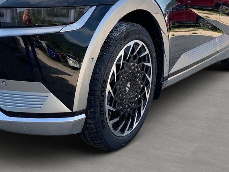 Hyundai IONIQ 5 77,4 kWh 4WD UNIQ-VIKING*3,24%