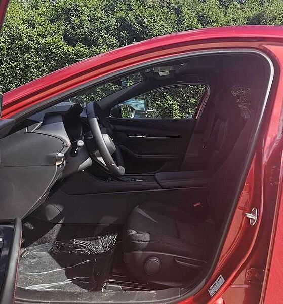 Mazda 3 2.5 e-SKYACTIV G 140 6AT Homura