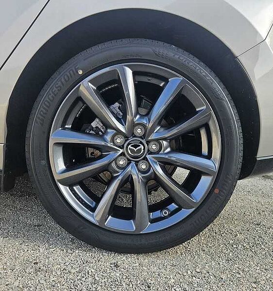 Mazda 3 2.5 e-SKYACTIV G140 AT Centre-Line