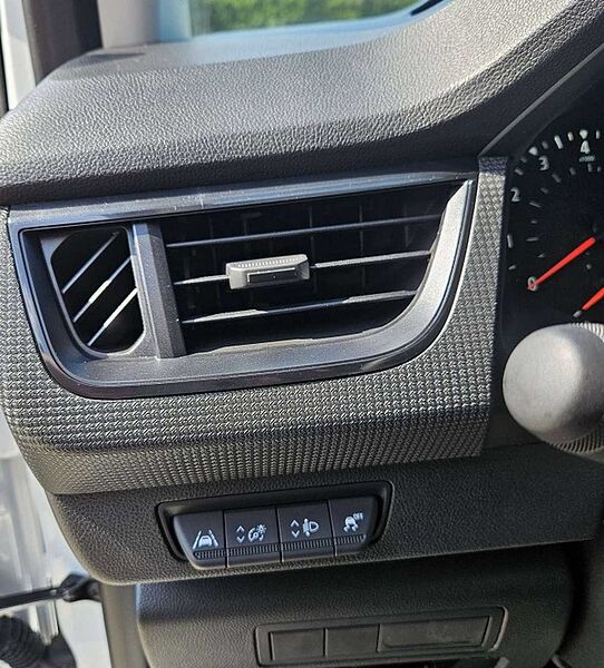 Nissan  Townstar Kasten DIG-T130 N-Connecta+Tech+AHK+HV