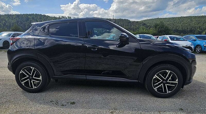 Nissan Juke 1.6 4MT HYBRID N-CONNECTA+Winter+BFS