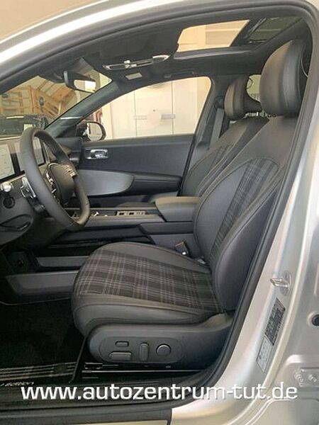 Hyundai IONIQ 6 77,4 kWh Allrad 4WD First Edition*3,24%